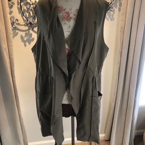 DREW utility vest